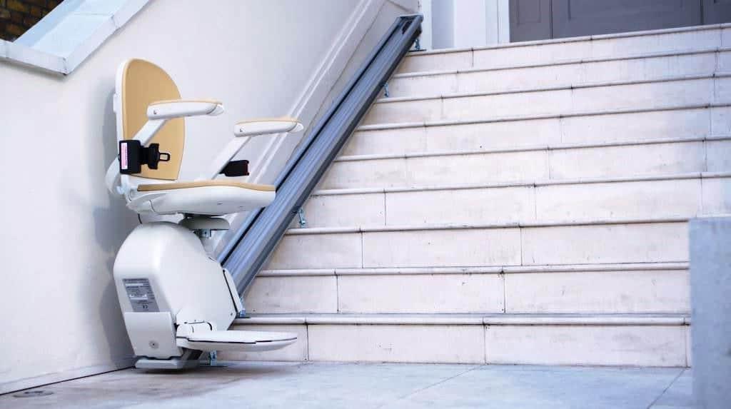 Acorn outdoor stair lift